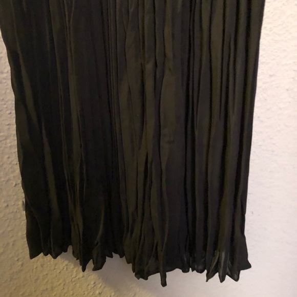 JUDY’S Skirt & Top, Crinkle Black Skirt, Tunic Top - Picture 5 of 7